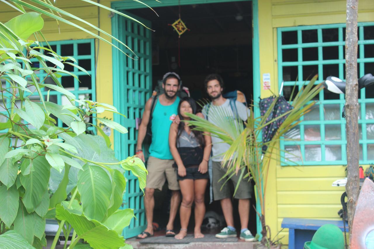 Coconut Hostel Bocas Town المظهر الخارجي الصورة