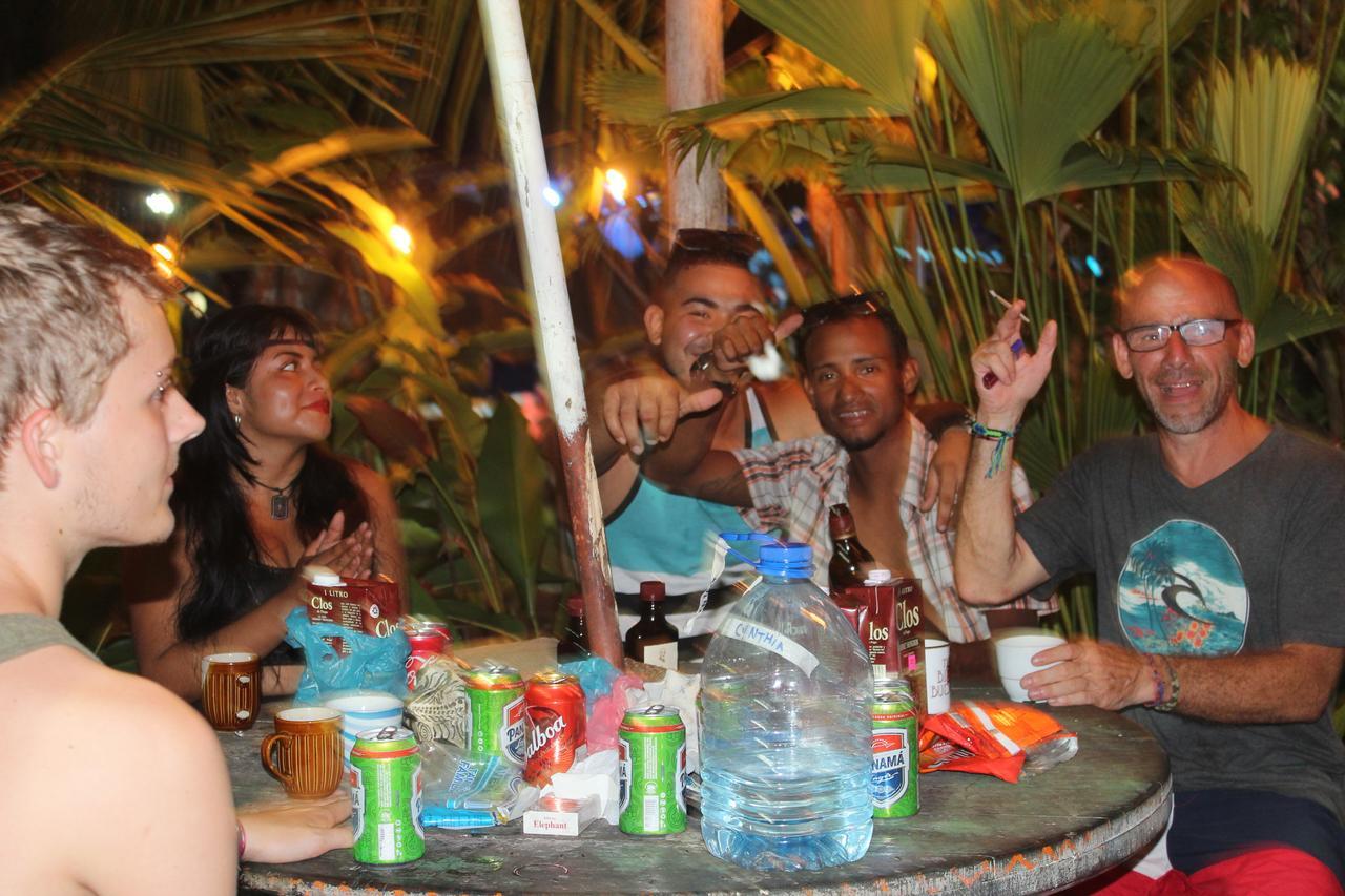 Coconut Hostel Bocas Town المظهر الخارجي الصورة
