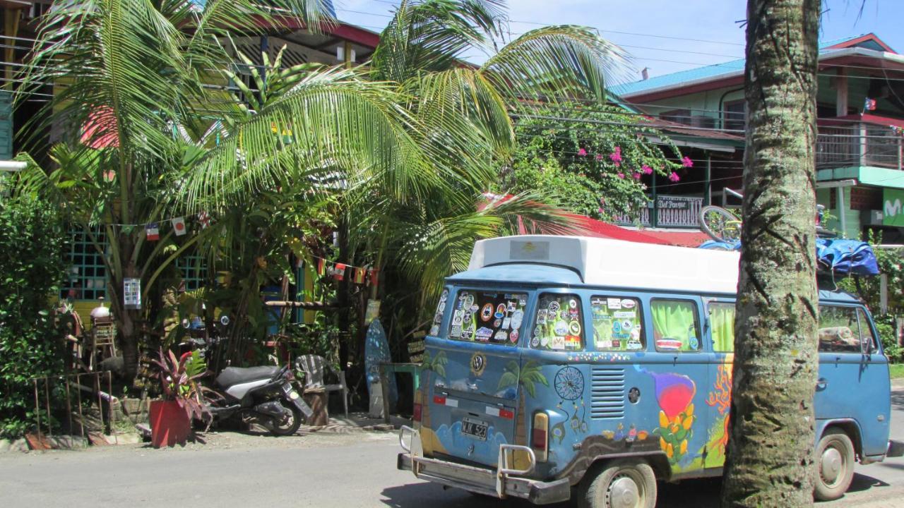 Coconut Hostel Bocas Town المظهر الخارجي الصورة
